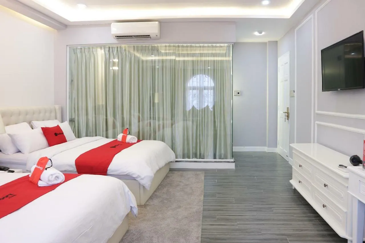 Reddoorz Premium @ Nguyen Oanh Street Hotel Ho Chi Minh-stad