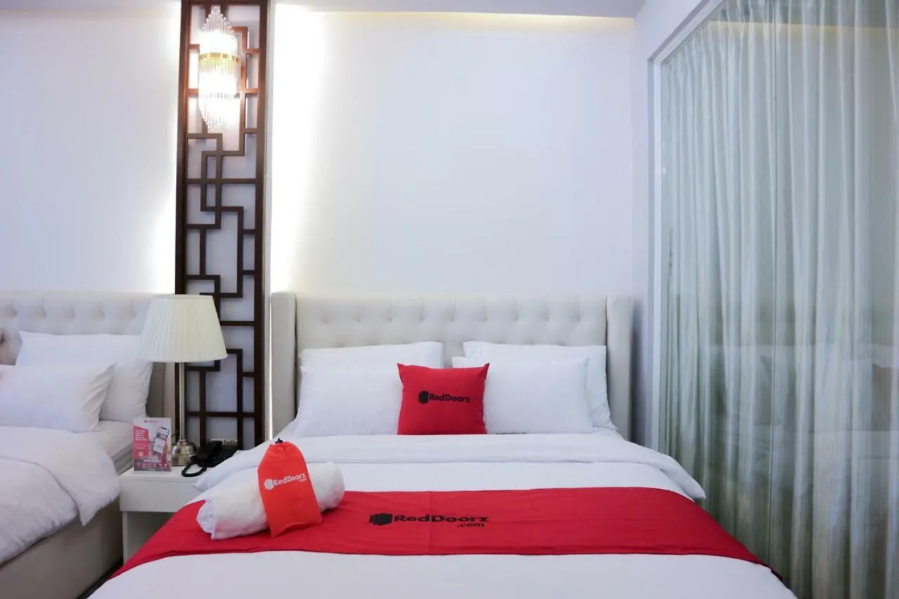 Reddoorz Premium @ Nguyen Oanh Street Hotel Ho Chi Minh City